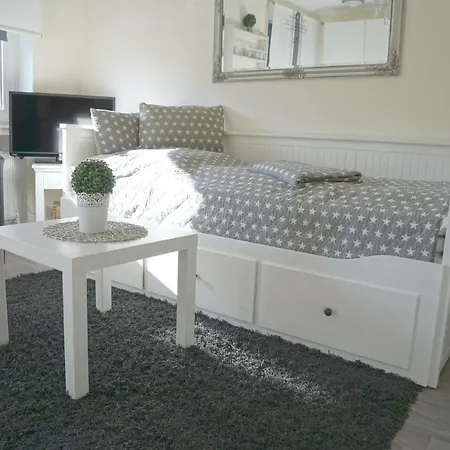 Ferienwohnung Strandnah Im Haus Frauenpreiss Fewo 60 Apartment Cuxhaven
